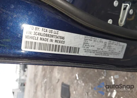 2021 Jeep Compass Latitude 4X4 из США, поврежденный, VIN 3C4NJDBB3MT547846